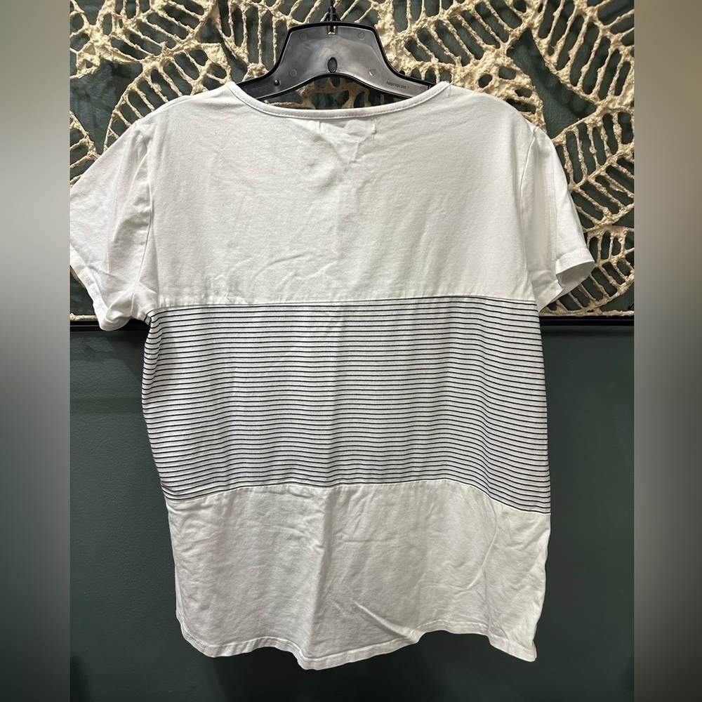 Tee Shirt - Picture 2 of 2